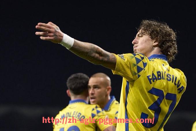 PG模拟器官方网站-2024年中超今晚赛程及比赛焦点分析